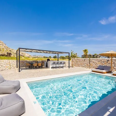 10 Hozan Villa Kolymbia