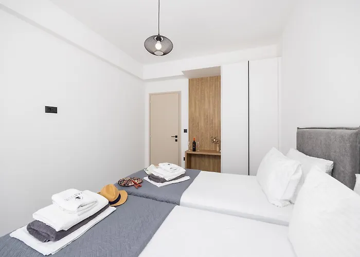 10 Hozan ヴィラ *